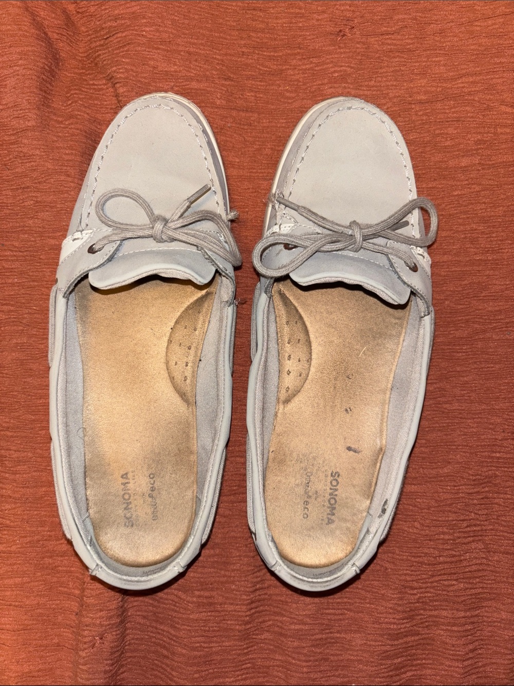 Sonoma Light Gray Women's Moccasin Loafers with Bow Accent